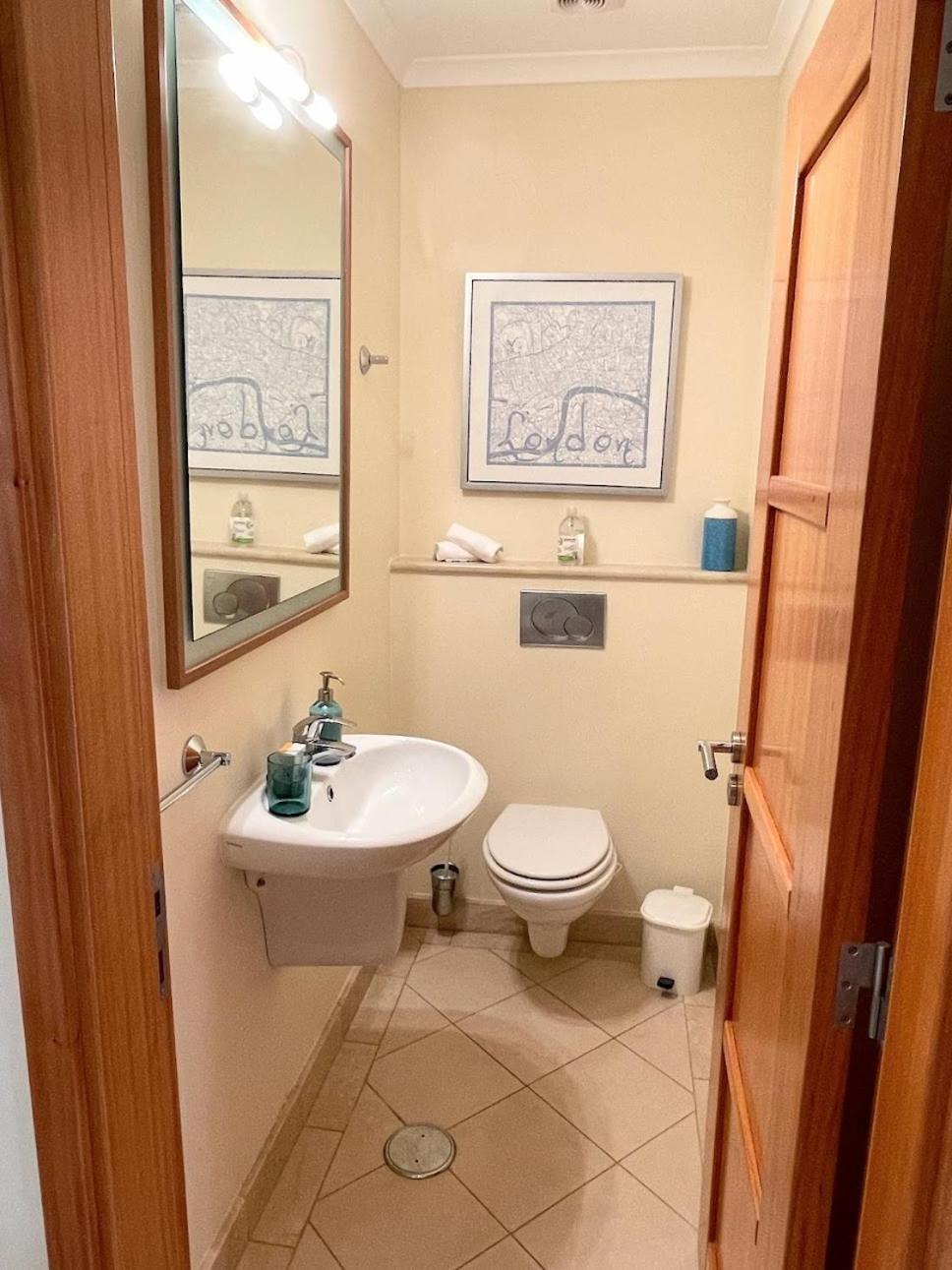 דירות וילהמורה Penthouse Victoria מראה חיצוני תמונה